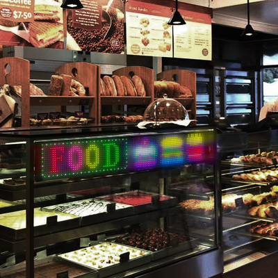 Custom Text Pattern Animation LED Matrix Panel voor reclame Promotie Display RGB Kleur APP Smart Interieur LED Scherm